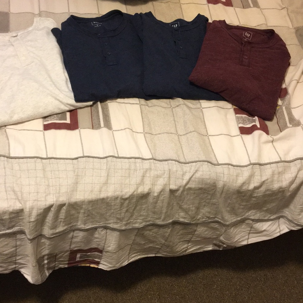 Gap Henleys Medium